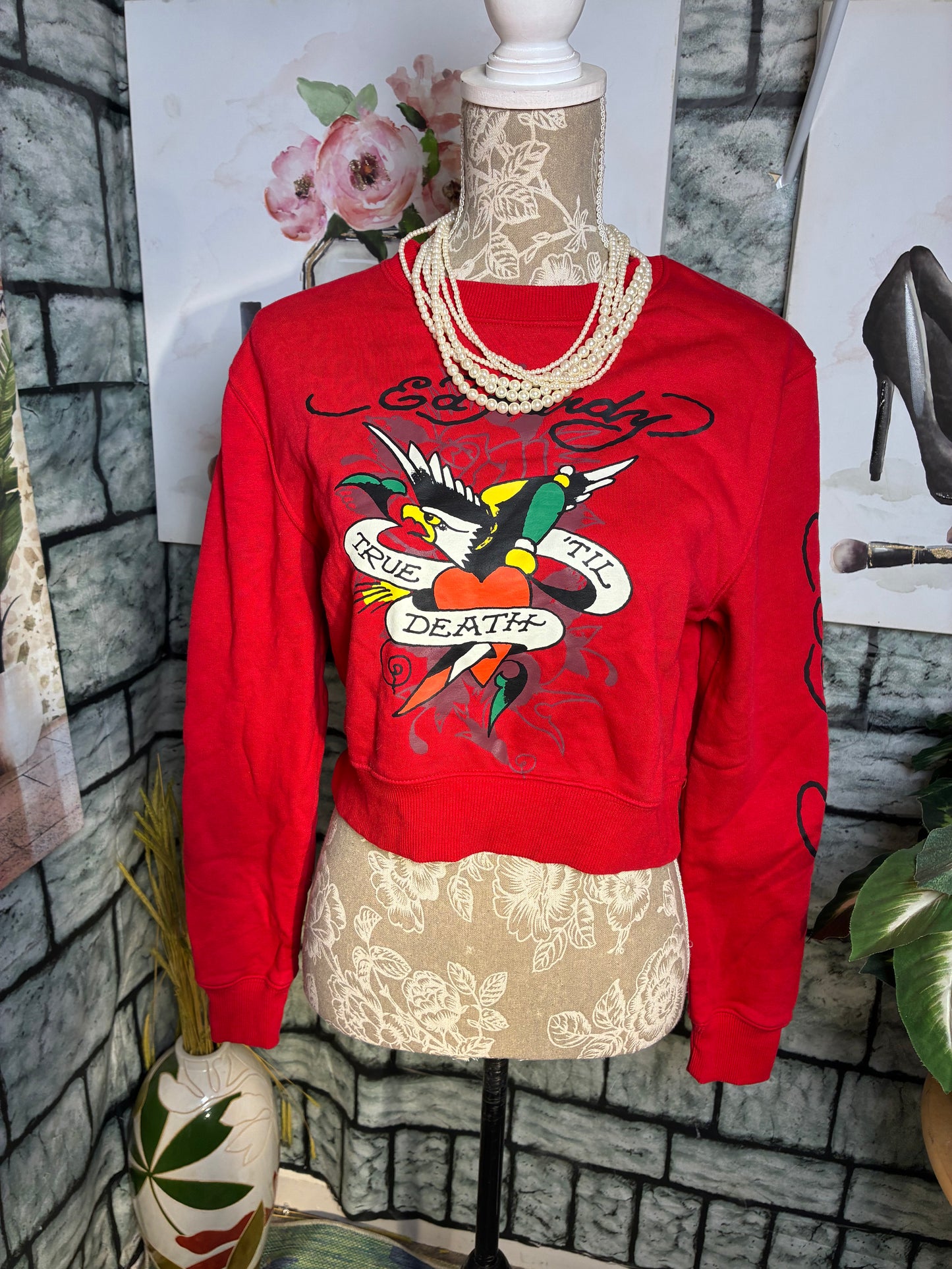 Ed Hardy Red Crewneck Top Women sz Small