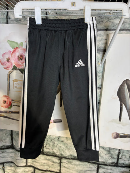 Adidas Black White Boys sz 18M