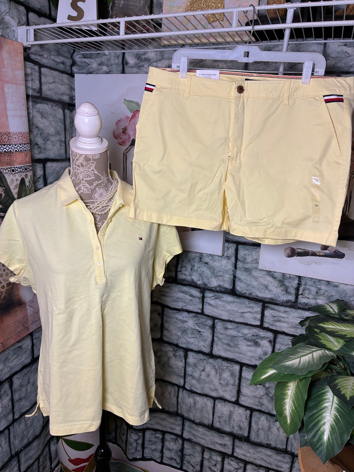 NEW Tommy Hilfiger Yellow Set Women sz 16